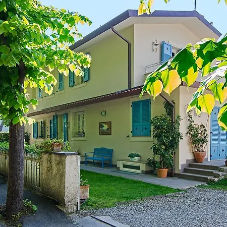 Casa Grischuna Bed & Breakfast